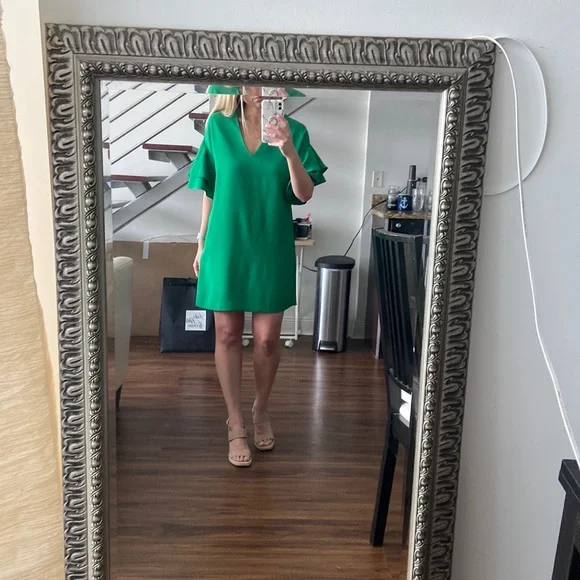 Zara Woman Green Shift Dress XS Zara Woman Green Shift Dress XS